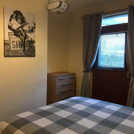 No 5 Newly Refurbished 4 Bedroom House Cononbridge 외부 사진