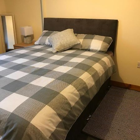 No 5 Newly Refurbished 4 Bedroom House Cononbridge 외부 사진