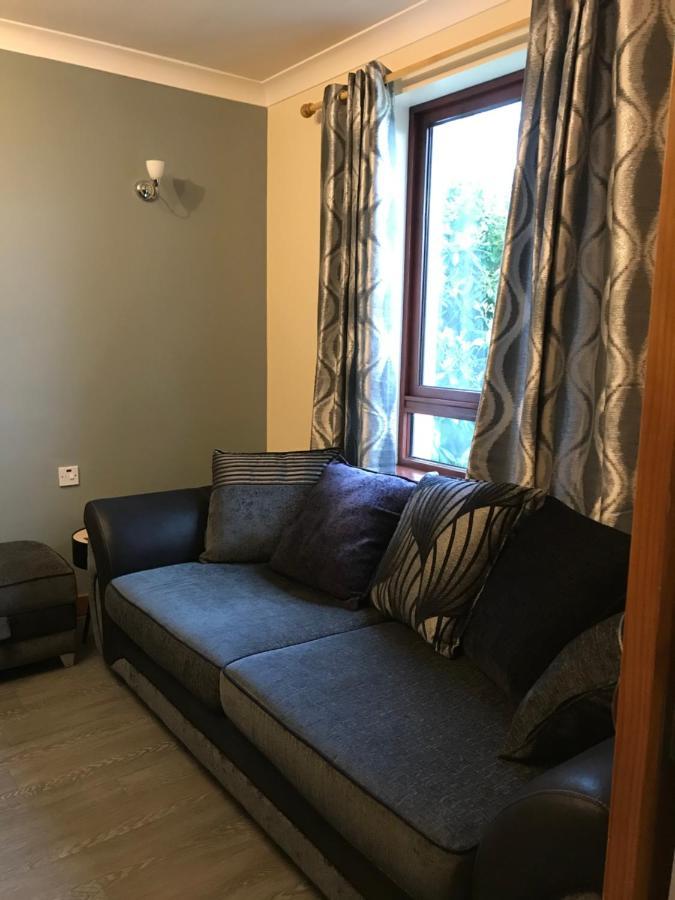 No 5 Newly Refurbished 4 Bedroom House Cononbridge 외부 사진