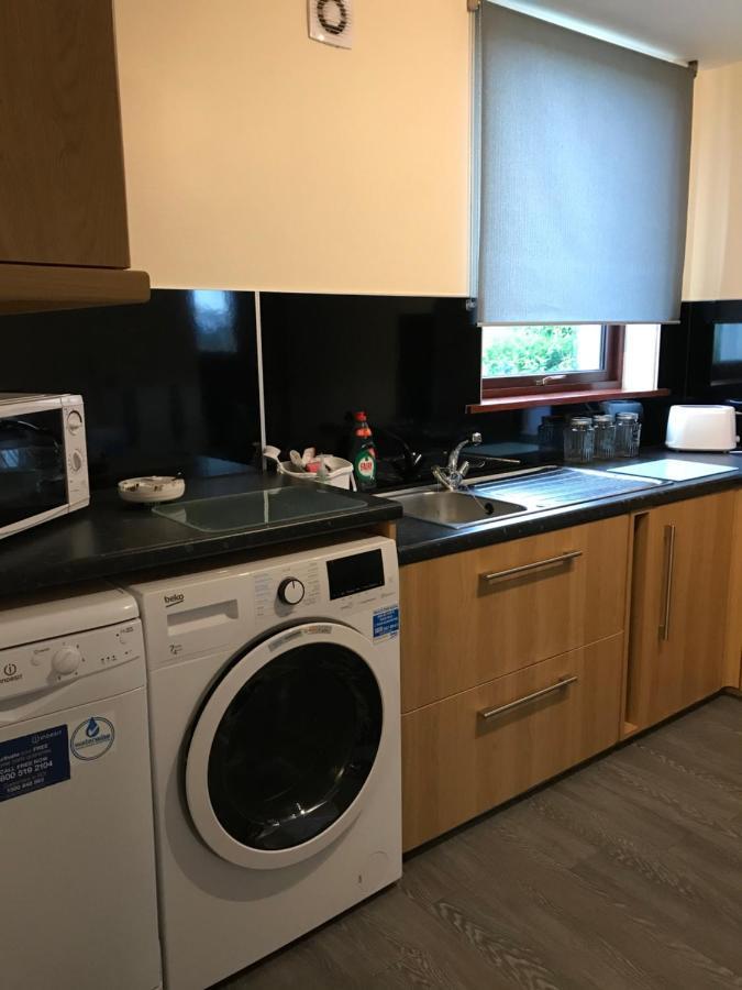No 5 Newly Refurbished 4 Bedroom House Cononbridge 외부 사진